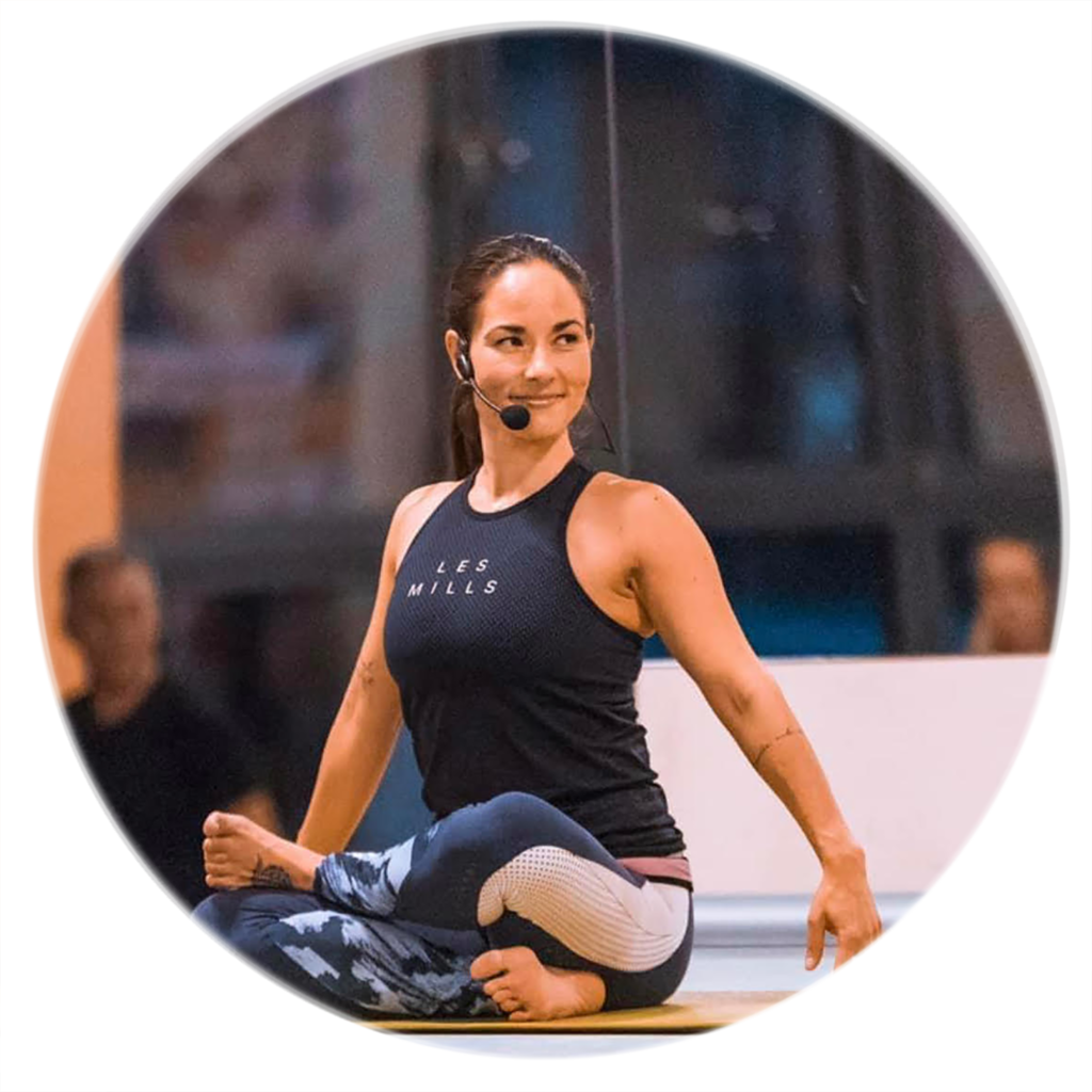 Tarsia Tharun, Kursleiterin für Yoga und Atemtherapie.